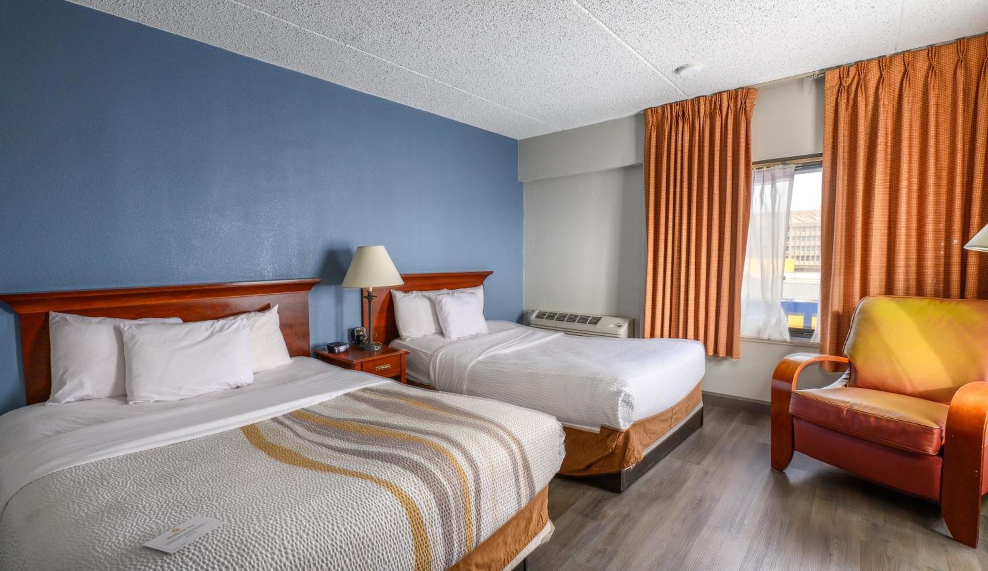 Hotel La Quinta By Wyndham New Haven Exterior foto
